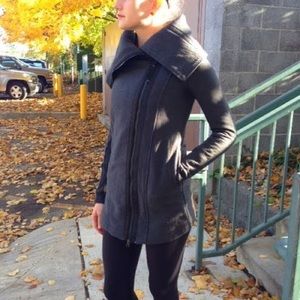 Lululemon Virasana Blanket Wrap Heathered Black